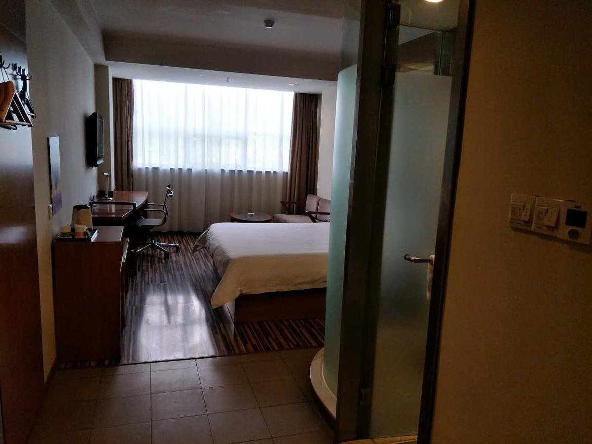 Goldmet Inn Taiyuan Dananamen Exterior photo